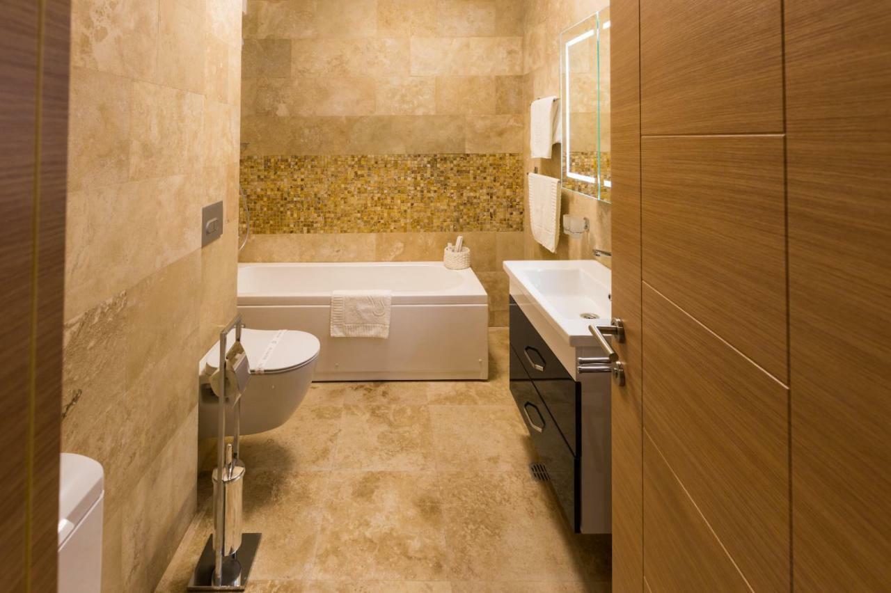 Rose Luxury Apartment Мамая Экстерьер фото